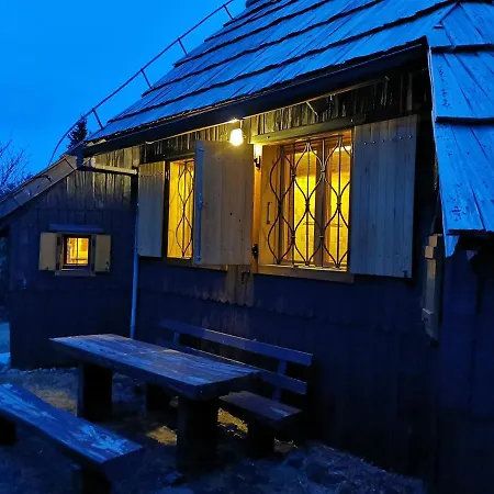 Koca Kronca - Velika Planina Dağ evi *