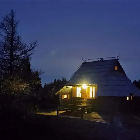 Koca Kronca - Velika Planina Chalet *