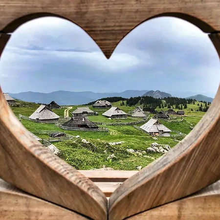 Chalet Koca Kronca - Velika Planina Stahovica
