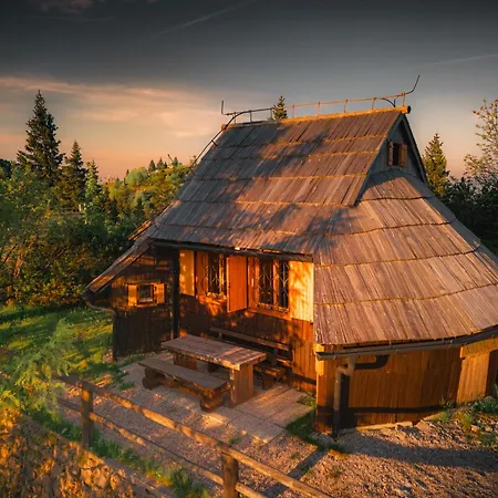 Koca Kronca - Velika Planina Chalet *
