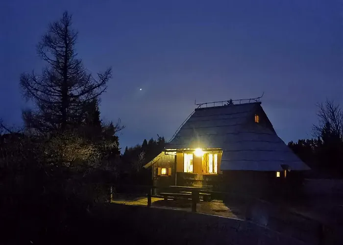 Koca Kronca - Velika Planina Horská chata *