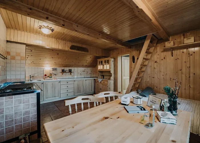 Koca Kronca - Velika Planina Horská chata