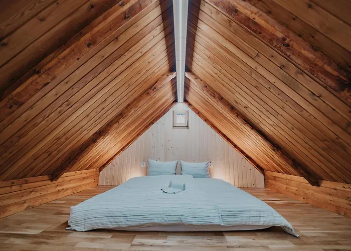 Koca Kronca - Velika Planina Horská chata Stahovica